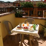 Incantevole Sui Tetti Di Apartament Bolonia