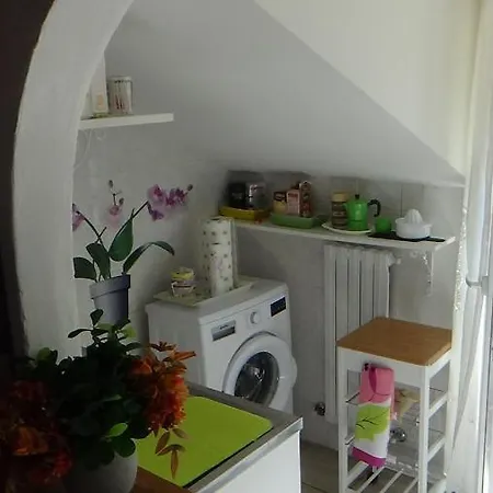 Incantevole Sui Tetti Di *