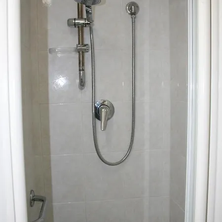 Incantevole Sui Tetti Di Apartman *