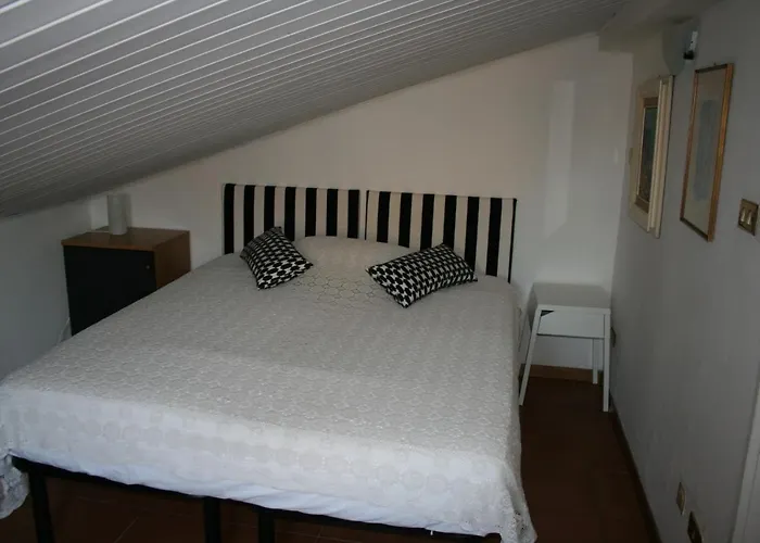 Incantevole Sui Tetti Di شقة