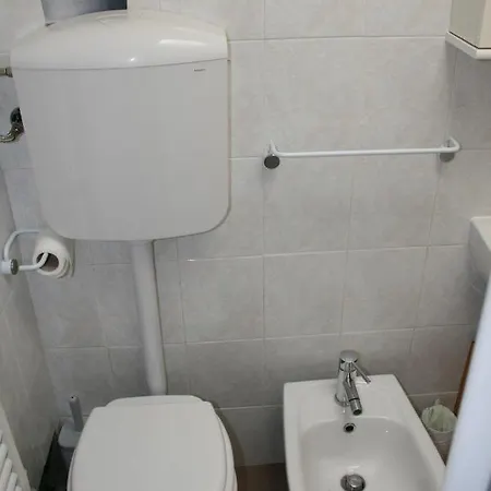 Incantevole Sui Tetti Di Apartamento Bolonia